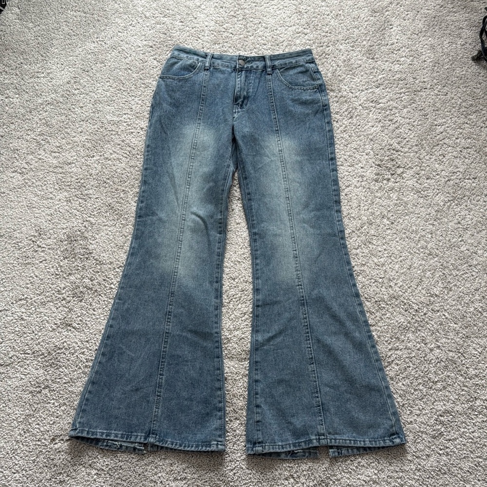 Flared Denim - Picture 4 of 6